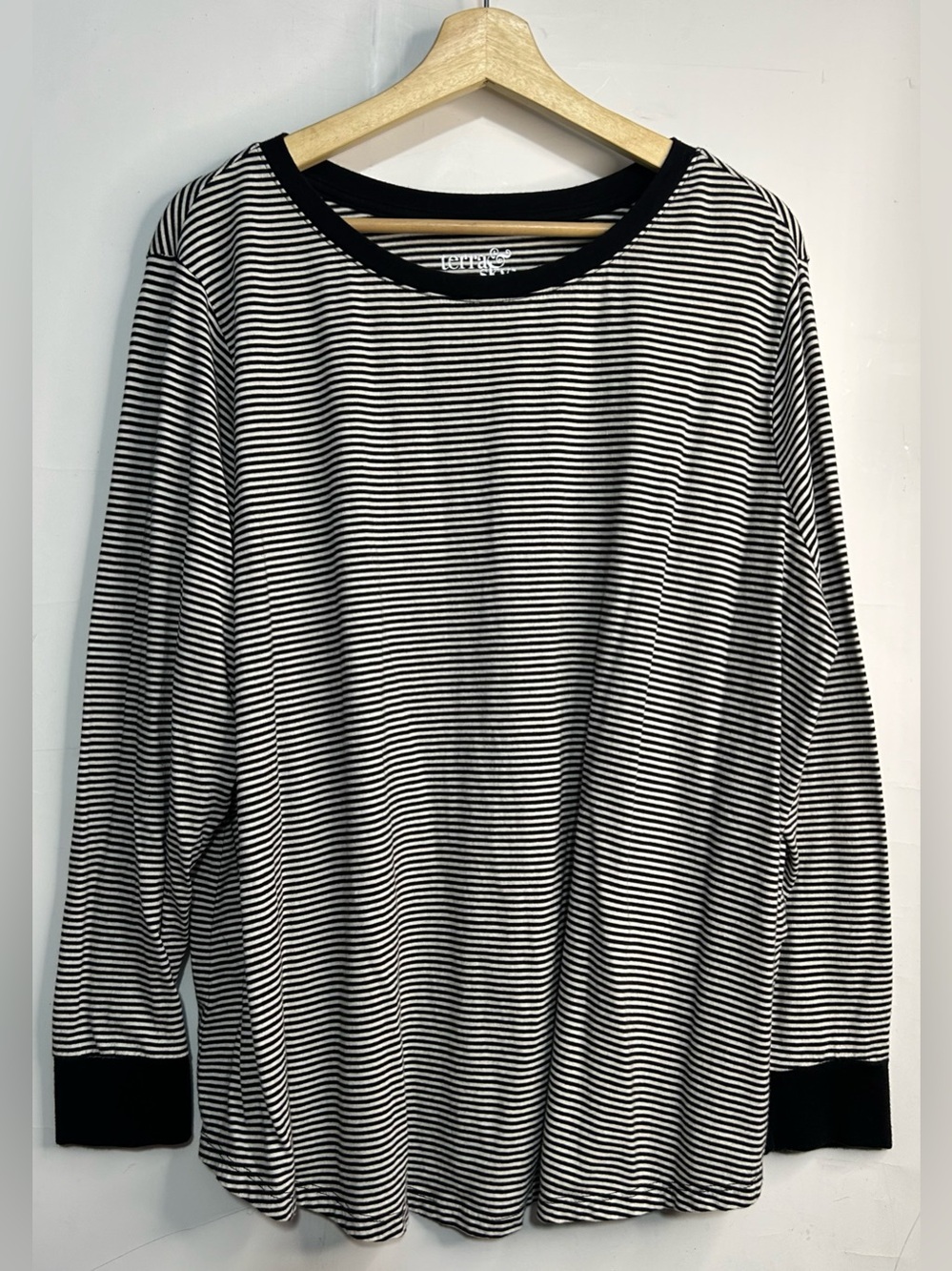 Terra & Sky Black & White Striped Long Sleeve T-Shirt 3X (24W-26W)